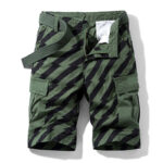 Men’s loose fit cargo shorts