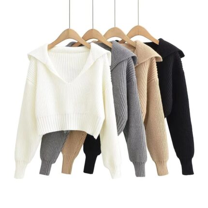 Women's cropped V neck sweater