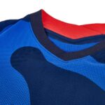 Lightweight men’s soccer jersey