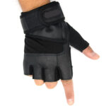 Anti-slip weightlifting gym gloves