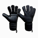 Elite grip goalkeeper gloves