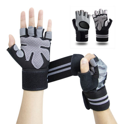 Fitness workout gloves with palm protection