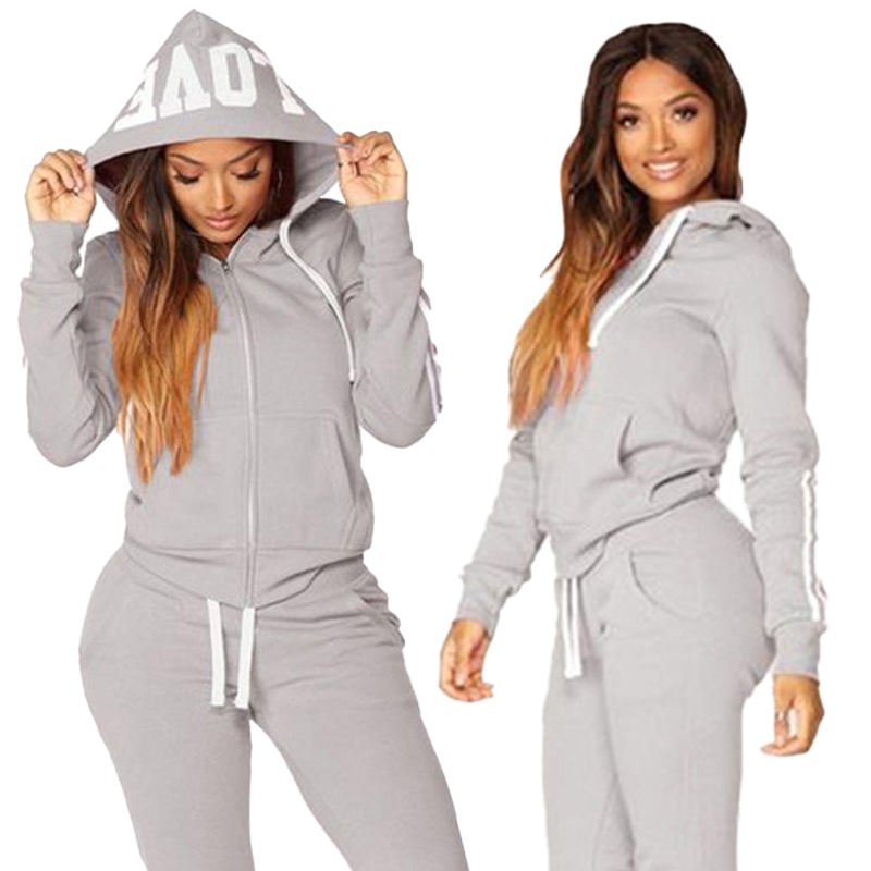Women’s Eco-Friendly Hooded Tracksuit Set Custom Logo Sweatshirt & Sweatpants (1)
