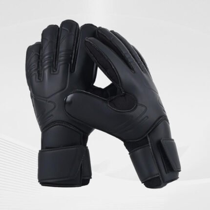 Custom latex goalkeeper gloves