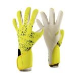 Latex soccer goalkeeper gloves