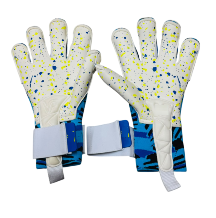 Patterned latex palm goalkeeper gloves